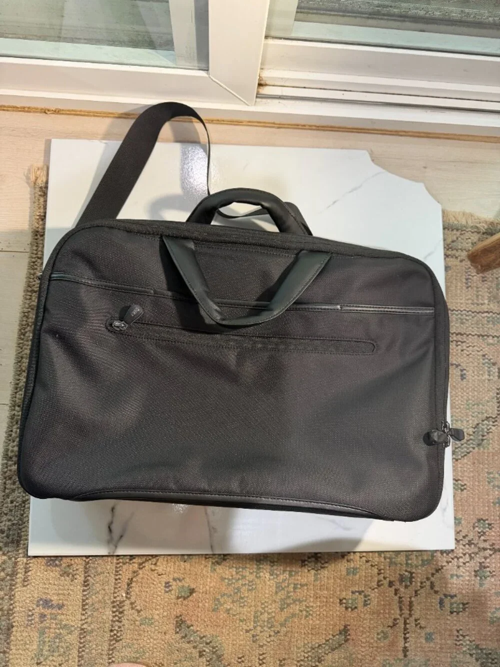 Ezri Legacy Black Briefcase
